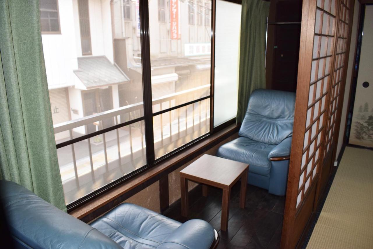 Share House Amigos Hotel Onomichi Bagian luar foto