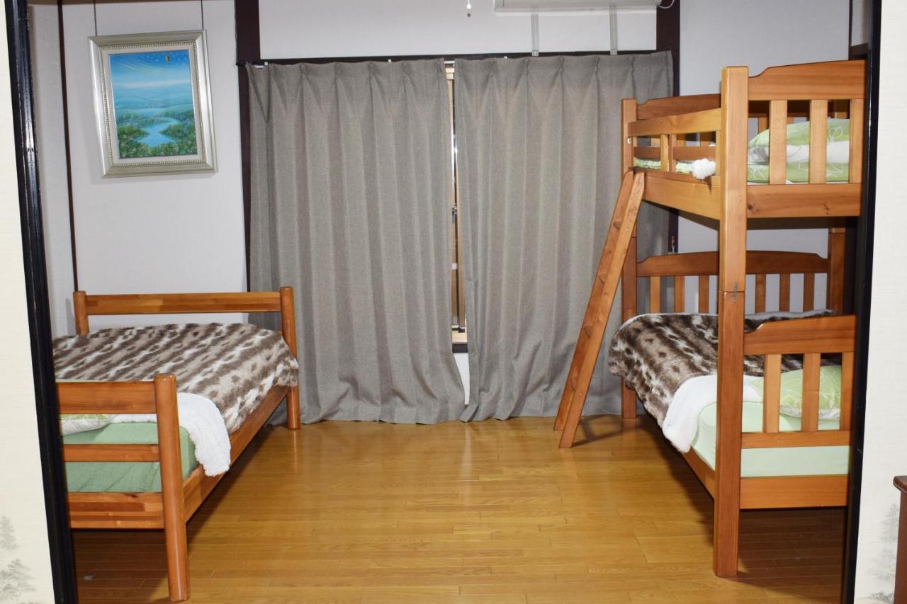 Share House Amigos Hotel Onomichi Bagian luar foto